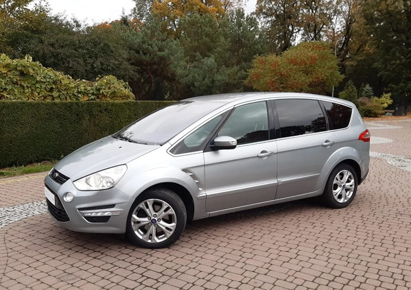 Ford S-Max cena 37777 przebieg: 230000, rok produkcji 2012 z Dobra małe 254